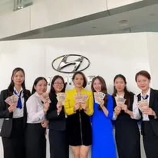 Bàn giao xe Hyundai cho khách hàng tại Nam Định